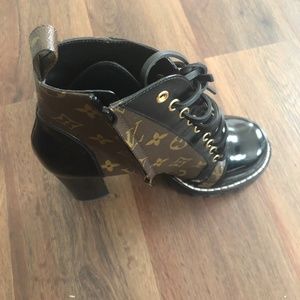 Louis Vuitton Star Trail Ankle Boot